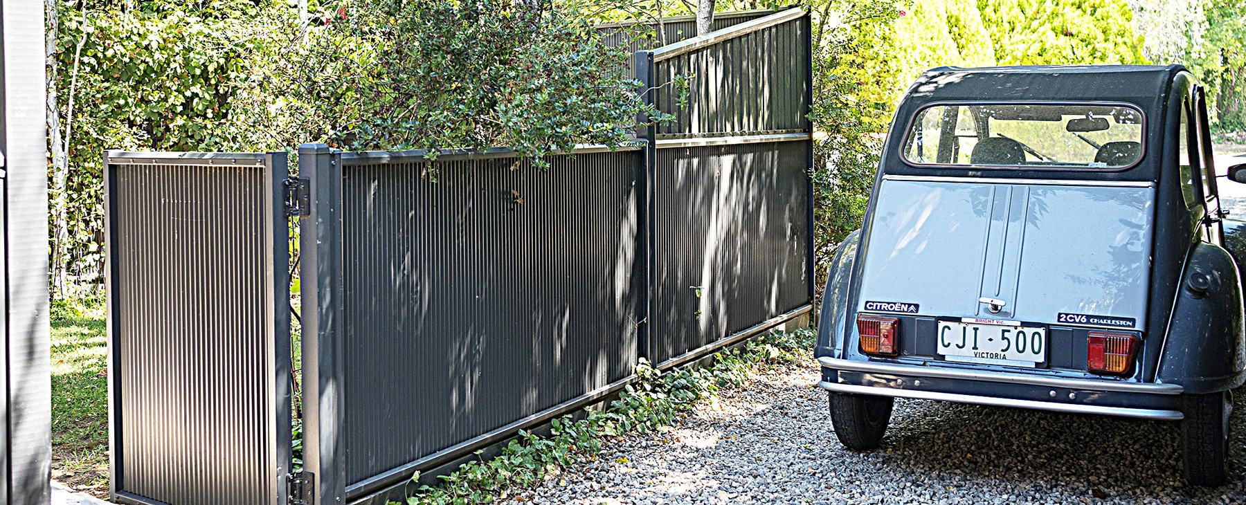 13a-Park-your-car,-walk-through-the-gate-and-you-are-in-your-own-private-oasis