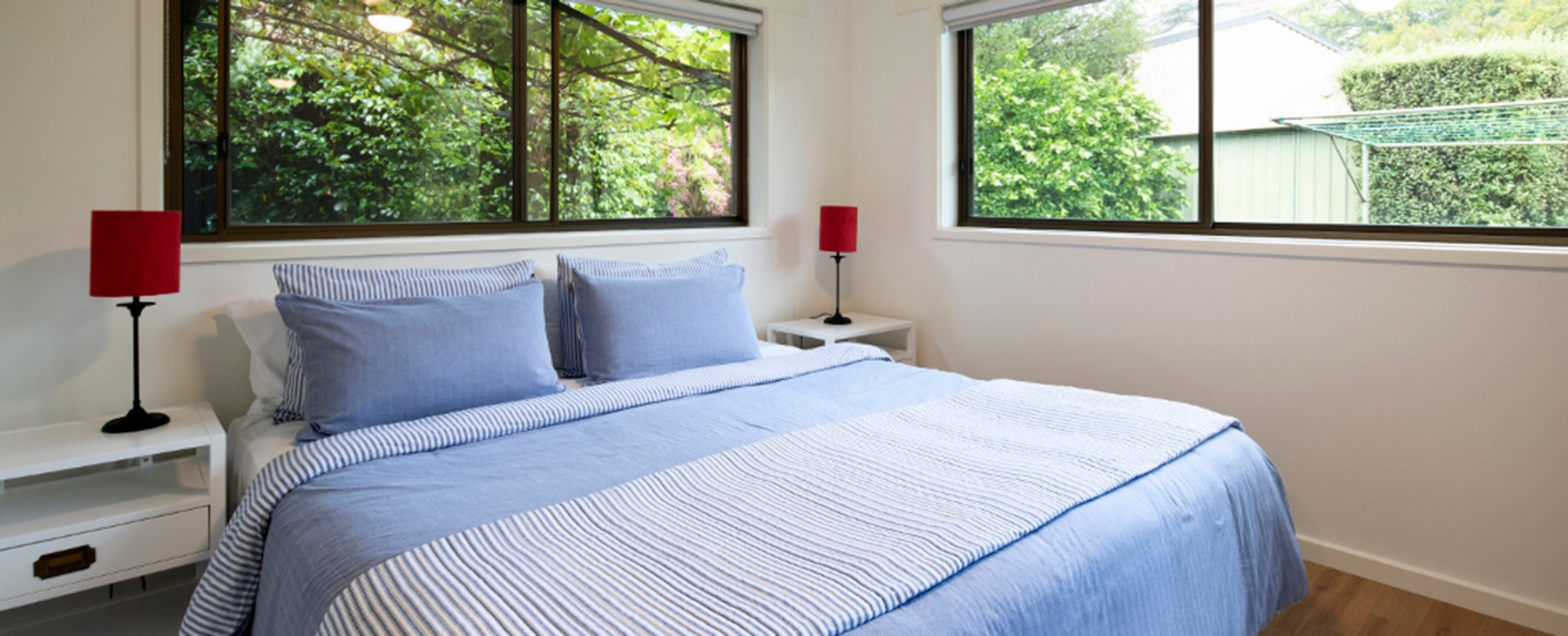 11-King-size-bed-with-superb-linen-provided