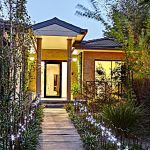 4a.--Stylish-entrance-through-a-professionally-landscaped-garden.--Parking-on-site-for-5-cars