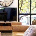 2a-Wide-screen-Smart-TV-and-garden-outlook-to-peaceful-court